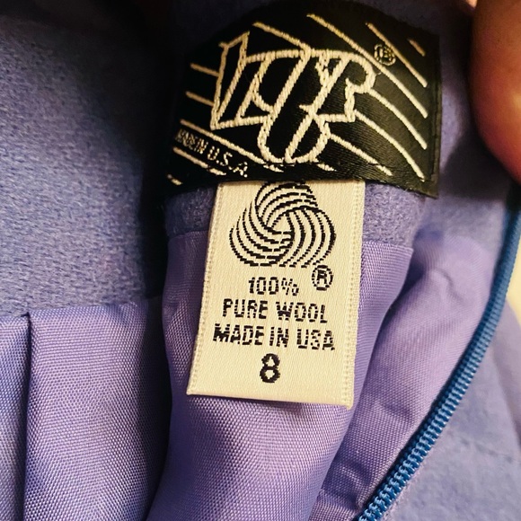 Women’s Vintage Blue Skirt/Suit (Made In USA) - Picture 4 of 4